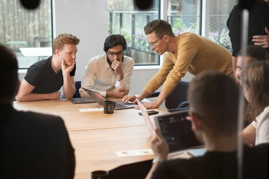 small business team management tips