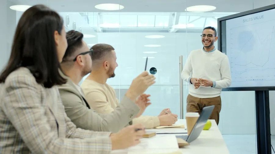 Photo commercial offer presentation tips