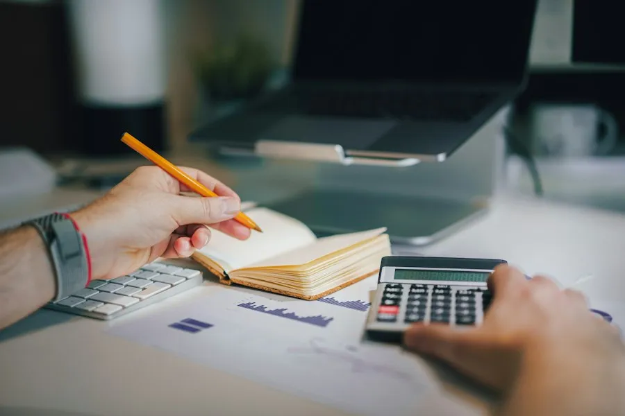 Photo business expense management tips